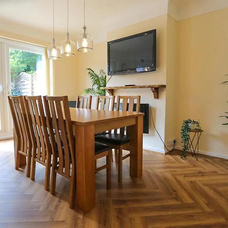 5Bed House Wirral Near Liverpool Chester Exterior photo